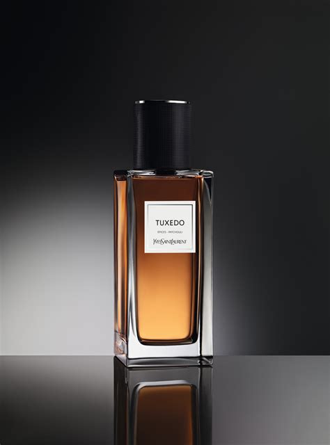 perfume tuxedo yves saint laurent.